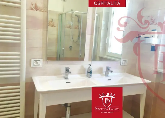 Affittacamere Palace 招待所 *