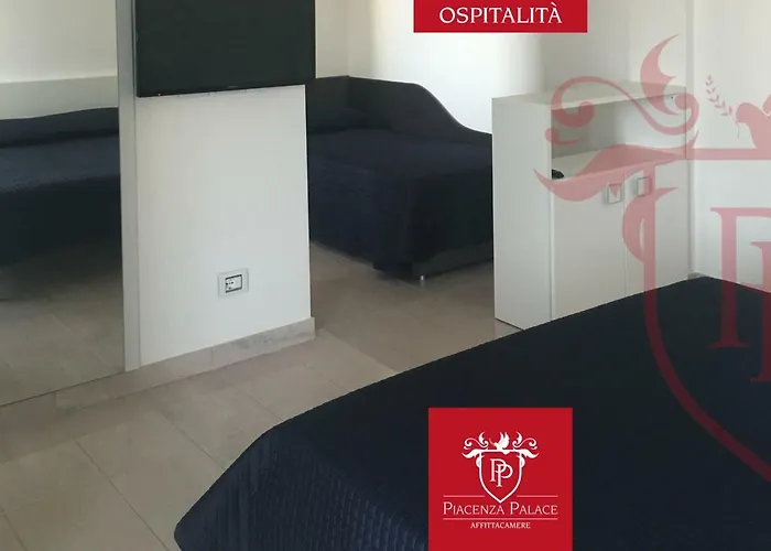 Affittacamere Palace * פיאצ'נצה